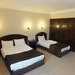 Genç Yazıcı Otel 4*